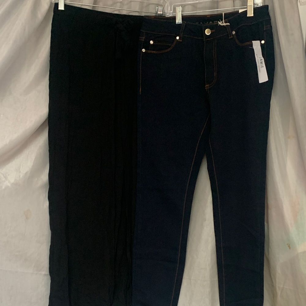 Tahari Dark Navy Skinny Stretch Jeans